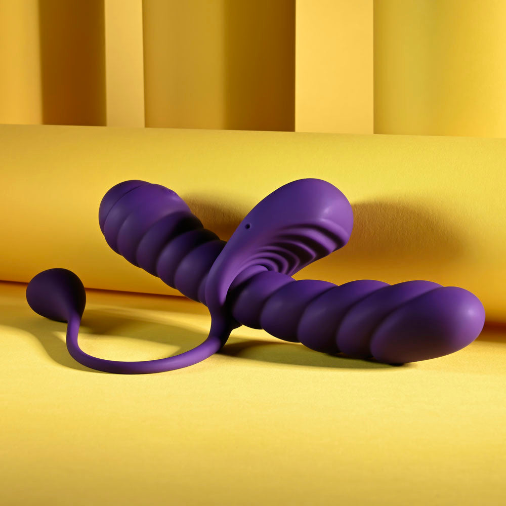 Playboy Pleasure TWISTED PLAYGROUND - Vibrator and Cock Ring Kit