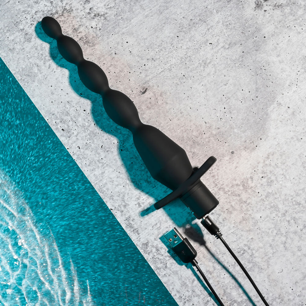 Selopa VIBRATING BUTT BEADS - Black 22 cm USB Rechargeable Vibrating Anal Beads - Naughty by Nature Adult Store