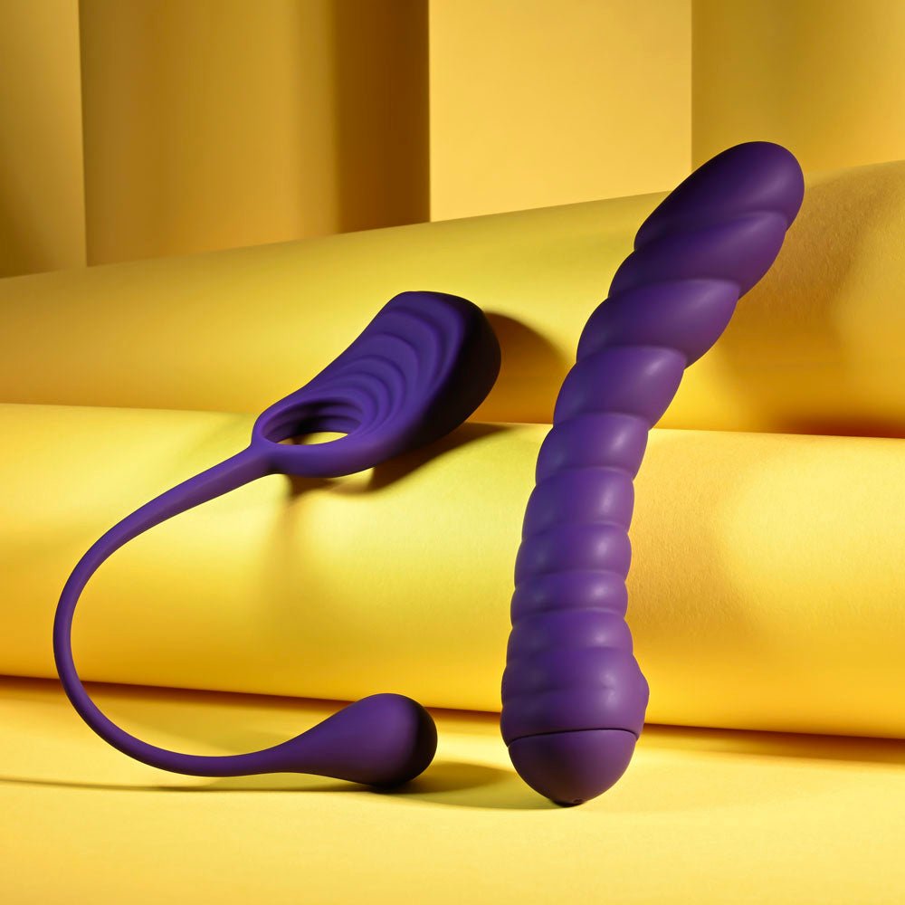 Playboy Pleasure TWISTED PLAYGROUND - Vibrator and Cock Ring Kit - KITS