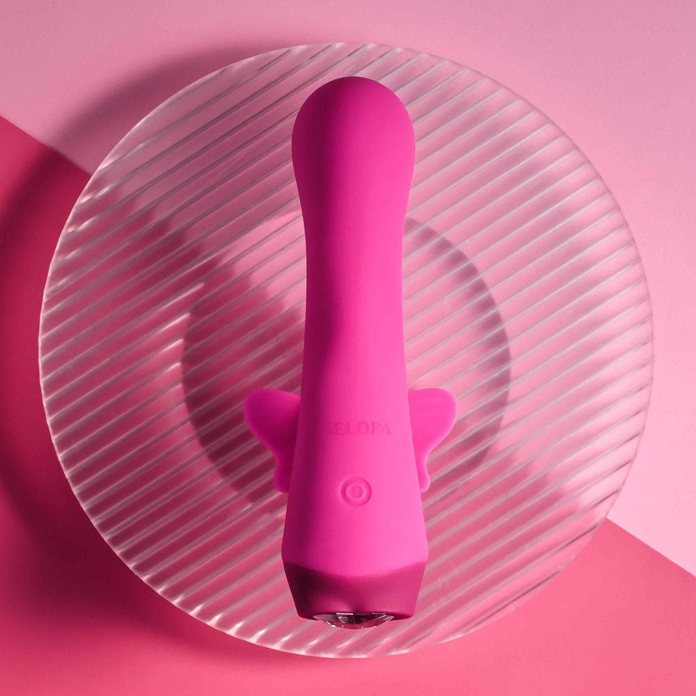 Selopa BUTTERFLY LOVE - Pink 13.8 cm USB Rechargeable Butterfly Vibrator - VIBRATORS