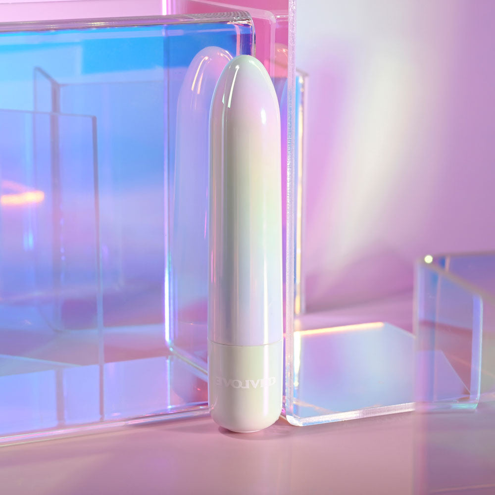 Evolved EASY DOES IT - Pearlescent White 10 cm Bullet