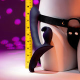 Evolved GIVING VIBES -  Vibrating Strap-On with Remote