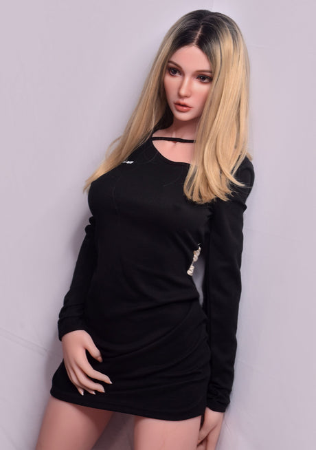 165cm (5ft5) Hyper Real Japanese Silicone Sex Doll Ivanka Ricci