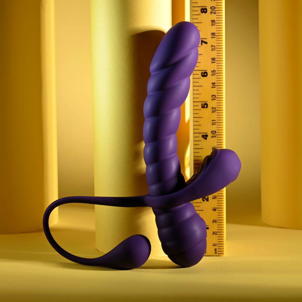 Playboy Pleasure TWISTED PLAYGROUND - Vibrator and Cock Ring Kit - KITS