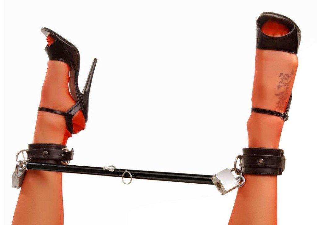 Adjustable Steel Spreader Bar Black - Naughty by Nature Adult Store